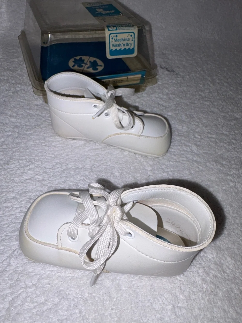 Nwt patacake white soft shoes crib unisex size 1